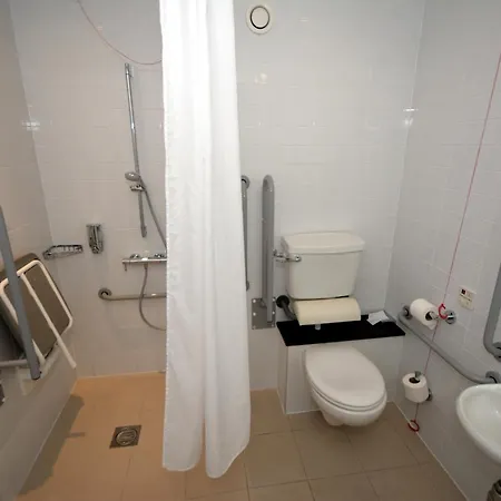 Express Centre, An Ihg Hotel 3*