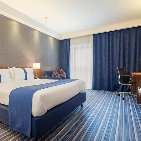 Hotel Express Centre, An Ihg 3*