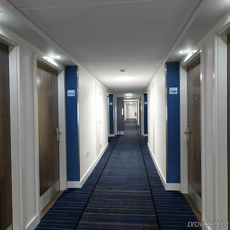 Express Centre, An Ihg 3*