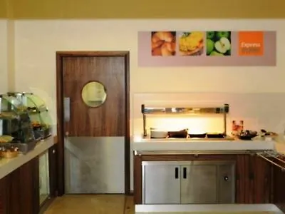 Express Centre, An Ihg